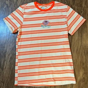 Tillys T-Shirt size Medium color Cream/Orange